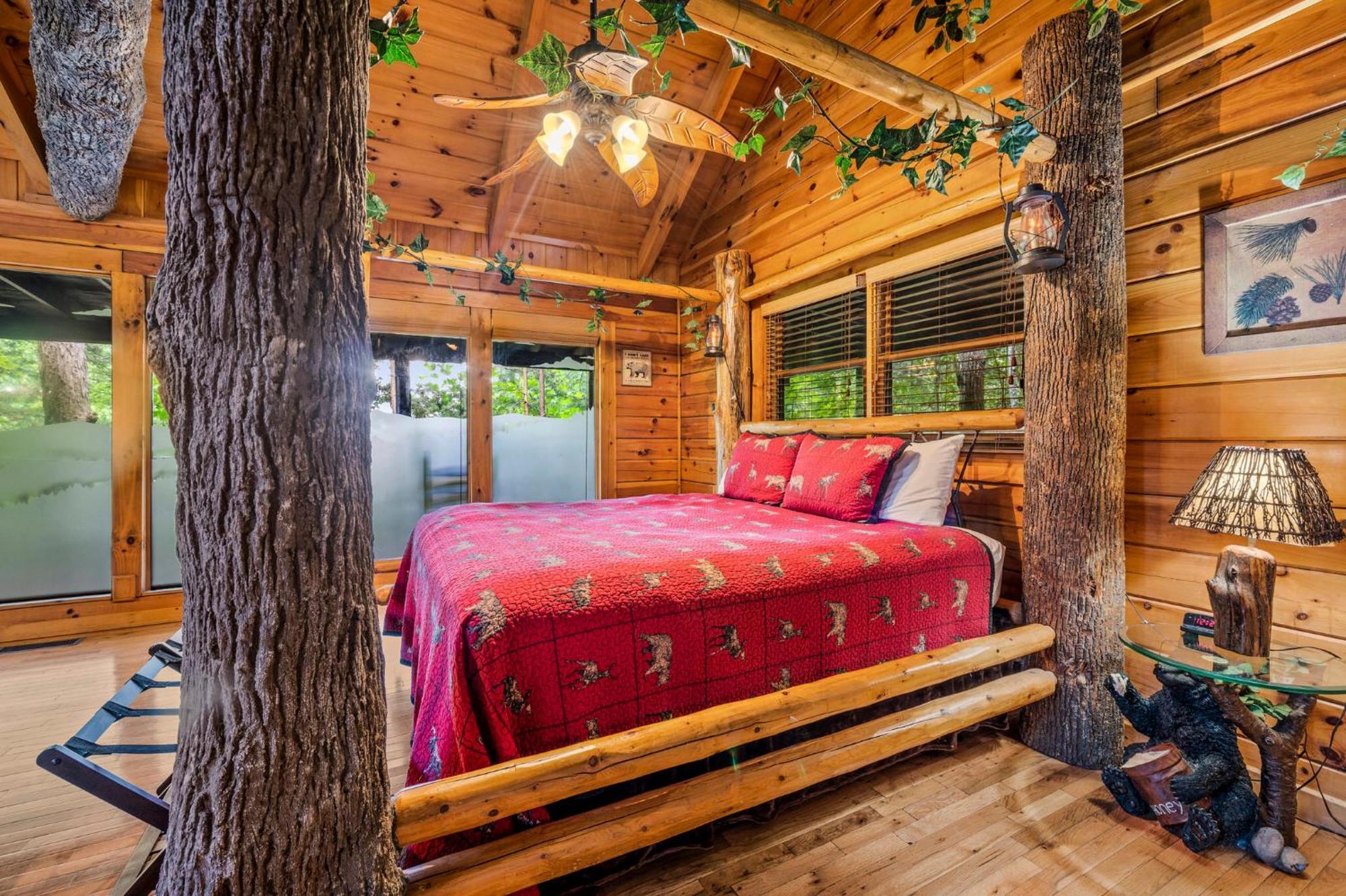 Gatlinburg Enchanted Treehouse By Stony Brook Cabins Exterior foto