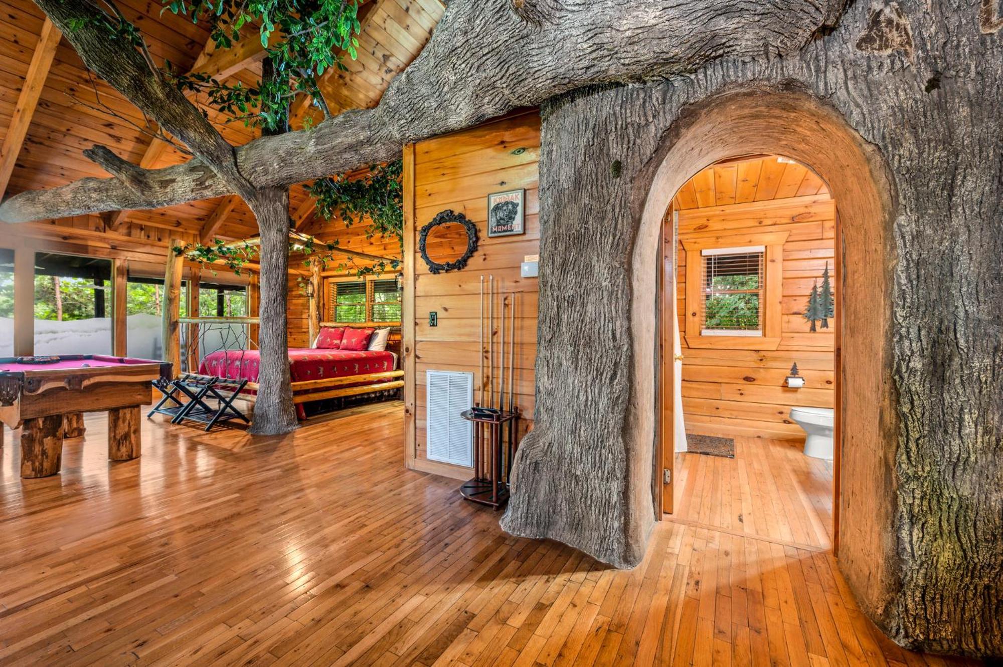 Gatlinburg Enchanted Treehouse By Stony Brook Cabins Exterior foto